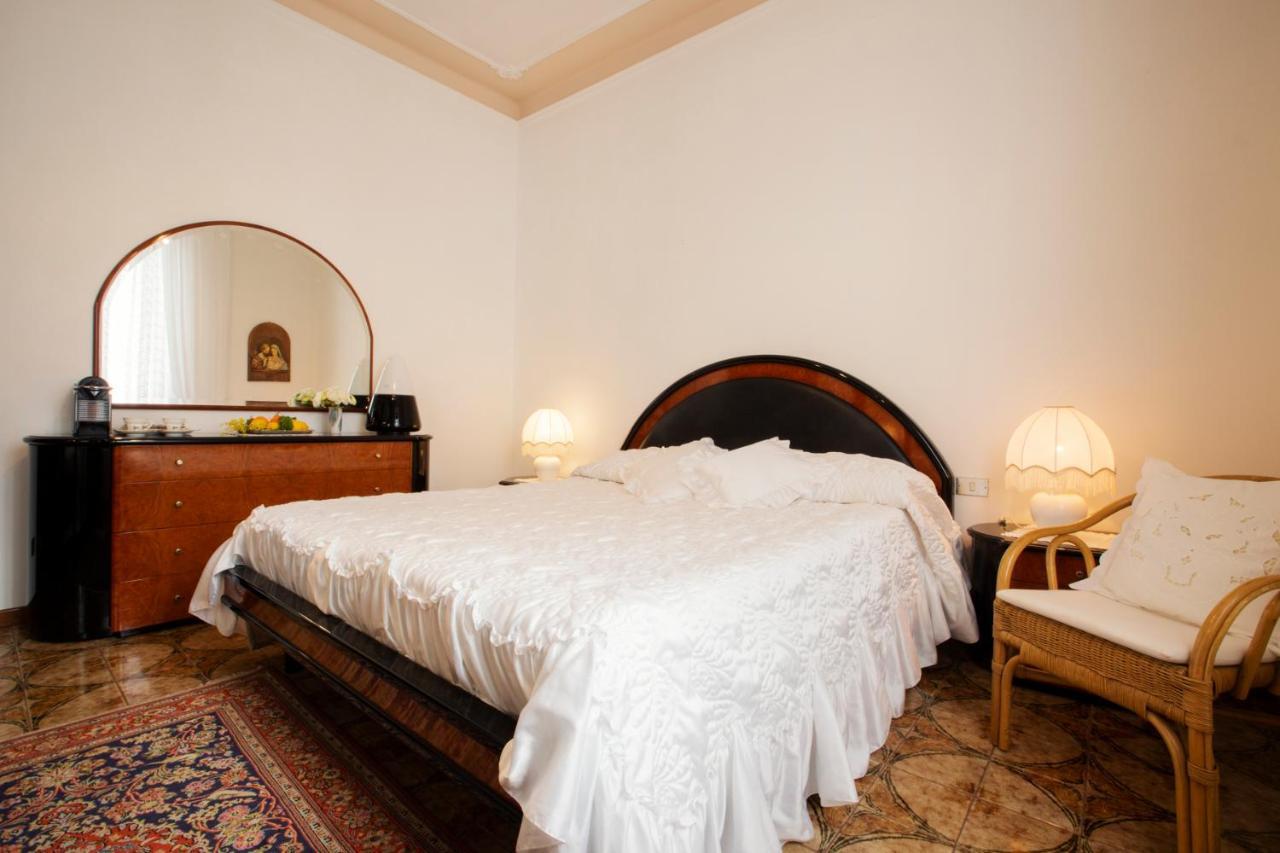 Privatunterkunft Cavour, Nearby Cinqueterre *